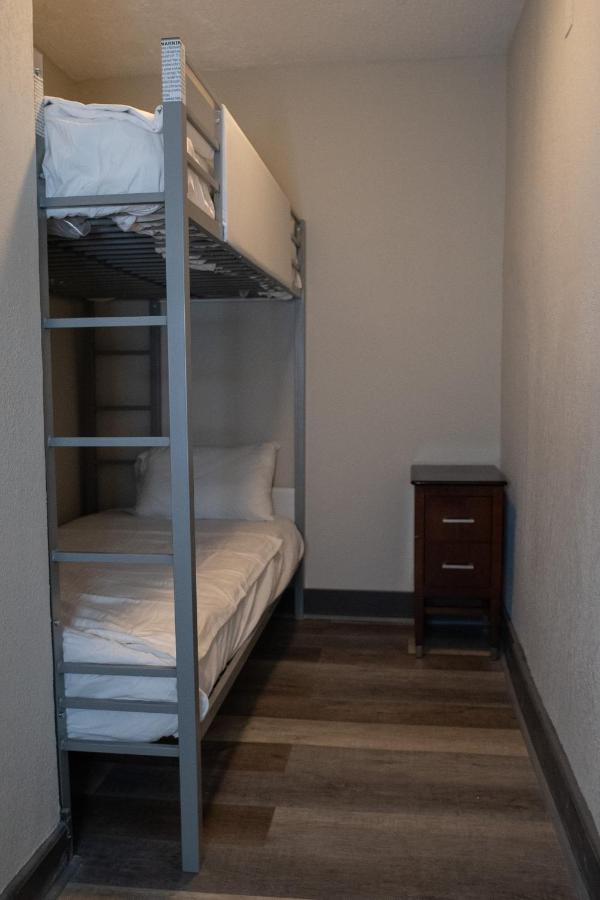 Hotel Chataura Dearborn Kültér fotó
