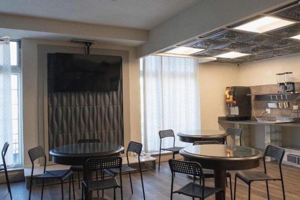 Hotel Chataura Dearborn Kültér fotó